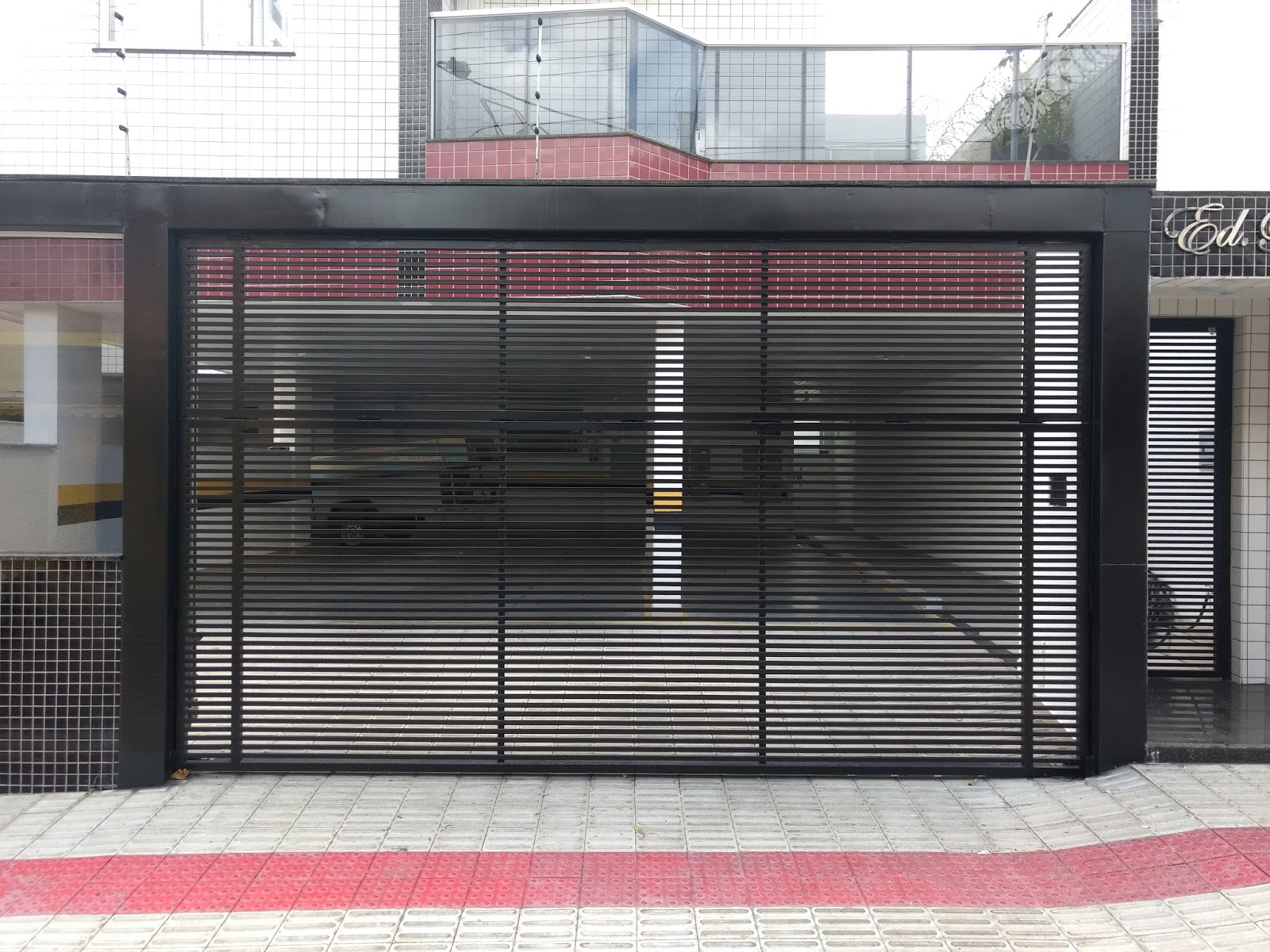 Cremallera de portón corredizo.